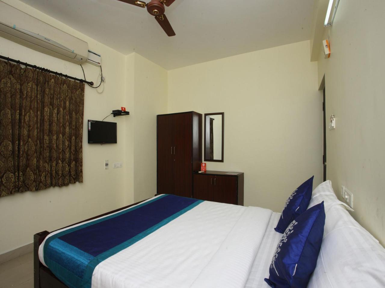 Oyo 10465 Koyambedu Chennai Hotell Exteriör bild